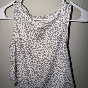 90 Degree By Reflex Gray Leopard Muscle Tee